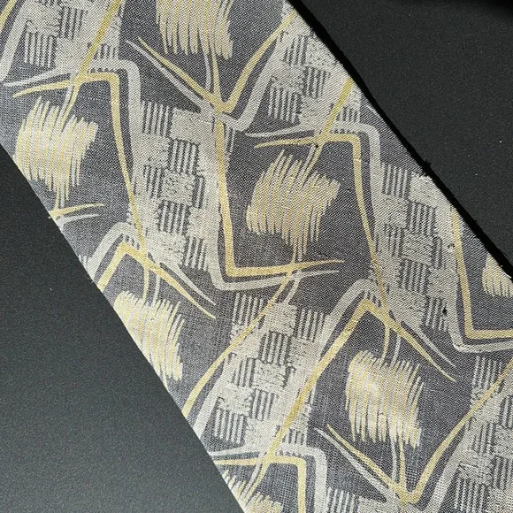 Vintage Giorgio Armani tie, c. 80s - Picture 5 of 5